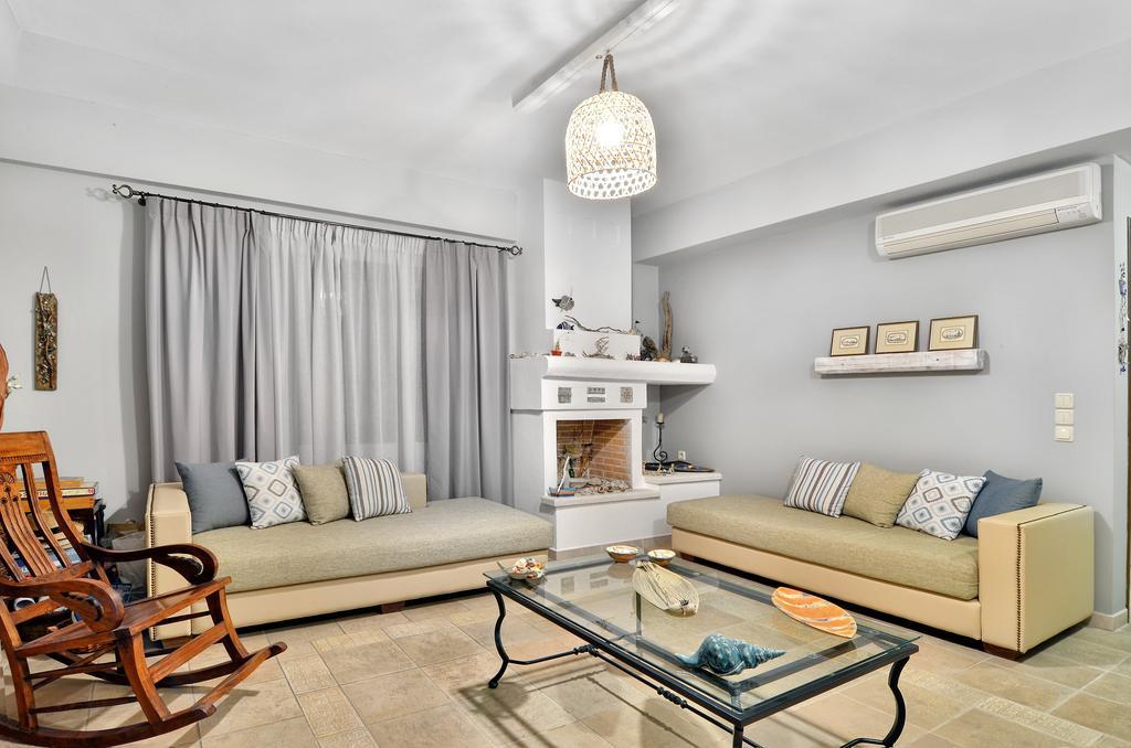 Niriides Luxury Apartments ซิโวตา ภายนอก รูปภาพ