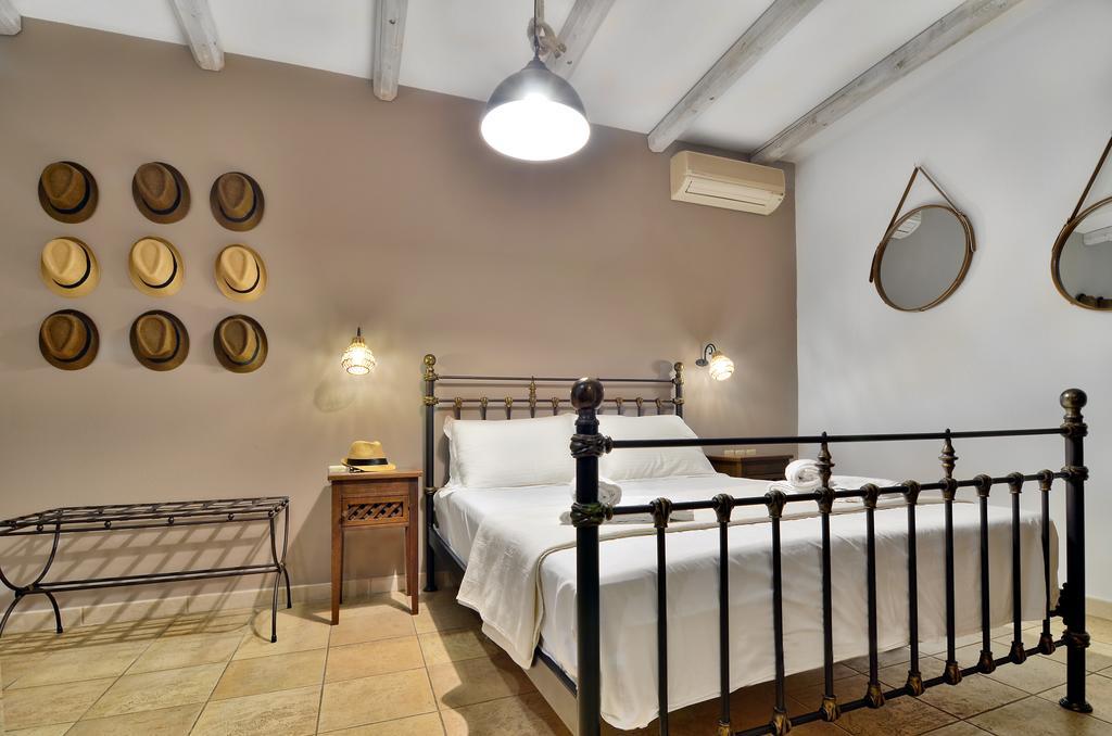 Niriides Luxury Apartments ซิโวตา ห้อง รูปภาพ